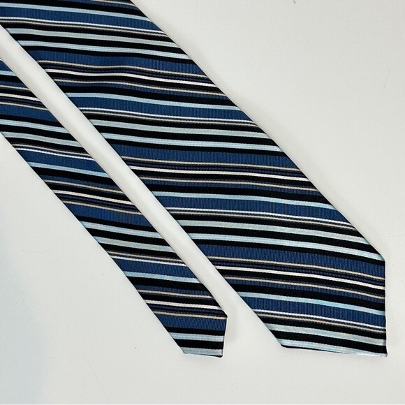 Enro Silk Blue Horizontal Stripe Tie - Picture 1 of 6